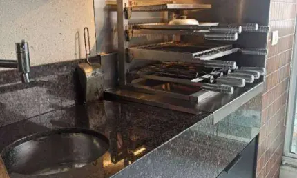 ** Villa Del Prado - OPORTUNIDADE - Maravilhoso apto. c/ varanda gourmet c/ churrasqueira - 2 Vagas + Depósito - Próx. ao Metrô **