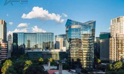 ** EDIFÍCIO VITRA - Maravilhoso apto. novo em andar alto em localização excepcional - 6 Vagas **