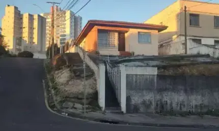 Casa para venda, 4 quarto(s),  Centro, Ponta Grossa - CA423