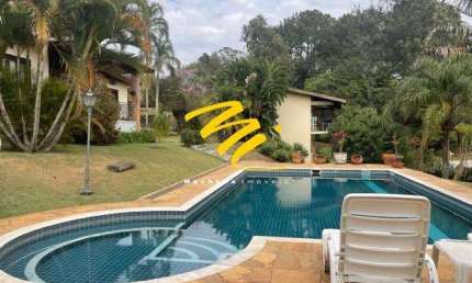 Sobrado à venda em Vinhedo, Caixa D´Água, com 4 suítes, com 450 m², Vale da Santa Fé - Caixa D´Água