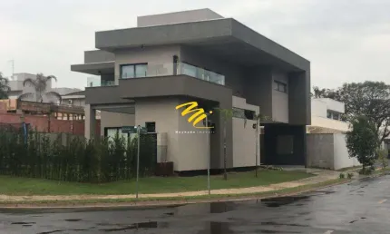 Sobrado à venda em Paulínia, Parque Brasil 500, com 3 suítes, com 350 m², Residencial Villa Lobos