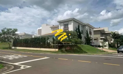 Sobrado à venda em Campinas, Loteamento Parque dos Alecrins, com 3 suítes, com 210 m²