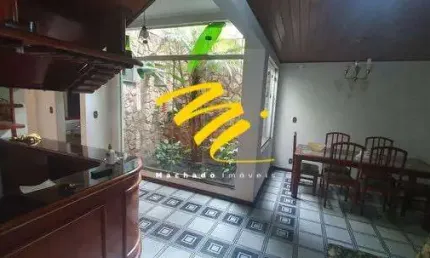 Sobrado à venda em Campinas, Novo Taquaral, com 5 quartos, com 350 m²