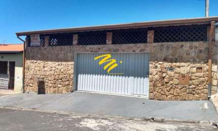 Sobrado à venda em Campinas, Jardim Novo Maracanã, com 2 quartos, com 200 m²