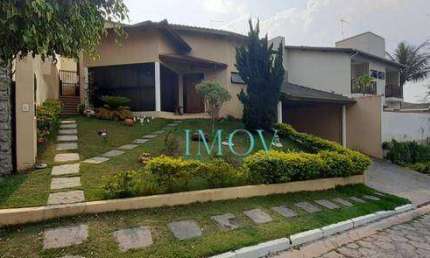 Casa com 3 dormitórios à venda, 375 m² por R$ 1.272.000,00 - Jardim Coleginho - Jacareí/SP