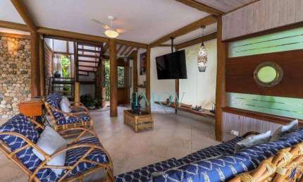 Casa com 6 dormitórios à venda, 202 m² por R$ 2.800.000,00 - Itaquanduba - Ilhabela/SP