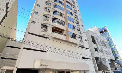 Apartamento com 3 quartos para alugar na Rua 3000, 369, Centro, Balneário Camboriú