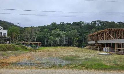 Terreno à venda na Avenida das Arapongas, Ariribá, Balneário Camboriú