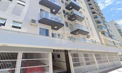 Apartamento mobiliado a venda próximo a praia em Balneário Camboriú