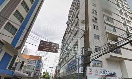 Apartamento na Avenida Central - Finamente mobiliado.