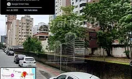Terreno de 3 mil metros de esquina com Avenida Brasil no Centro de Balneário Camboriú.