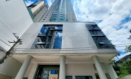 Apartamento finamente mobiliado no Bairro Pioneiros.