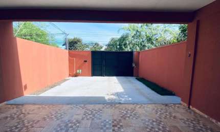 Casa para Venda em Campo Grande, Vila Santa Luzia, 2 dormitórios, 1 suíte, 2 banheiros