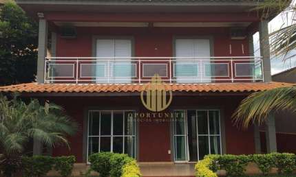Casa com 4 suítes e Piscina Aquecida Condomínio Aurora Village