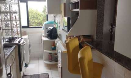Apartamento com 2 quartos para alugar na Rua Porto Alegre, 323, Vila Bertioga, São Paulo