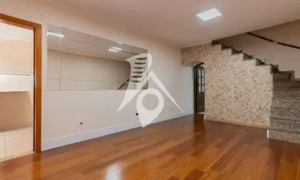 Casa com 3 quartos para alugar na Praça Nicola Antônio Camardo, 391, Vila Gomes Cardim, São Paulo