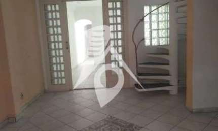 Casa com 3 quartos para alugar na Rua Backer, 184, Cambuci, São Paulo