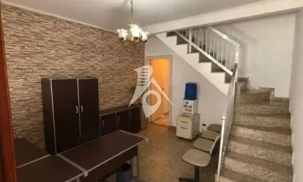 Casa com 3 quartos para alugar na Rua Ribeirão Branco, 338, Vila Bertioga, São Paulo