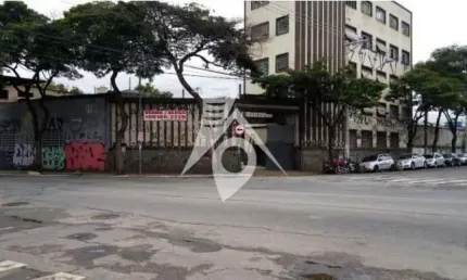 Terreno à venda na Rua Clímaco Barbosa, 673, Cambuci, São Paulo