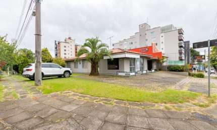 Casa comercial para alugar na Rua Professor Ulisses Vieira, 669, Vila Izabel, Curitiba por R$ 7.900