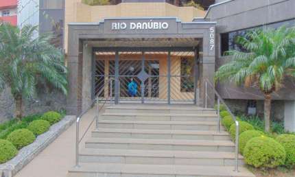 Apartamento com 4 quartos à venda na Avenida Visconde de Guarapuava, 5087, Batel, Curitiba por R$ 2.490.000