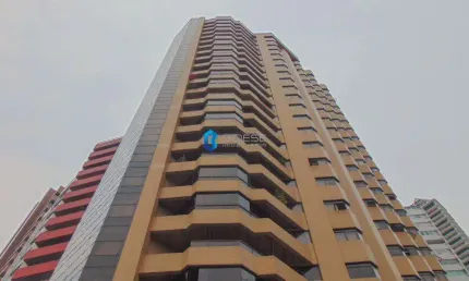 Apartamento com 4 quartos à venda na Avenida Visconde de Guarapuava, 5087, Batel, Curitiba por R$ 2.490.000