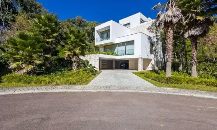 Casa em condomínio fechado com 4 quartos à venda na Rua Eduardo Sprada, 3439, Campo Comprido, Curitiba por R$ 14.800.000