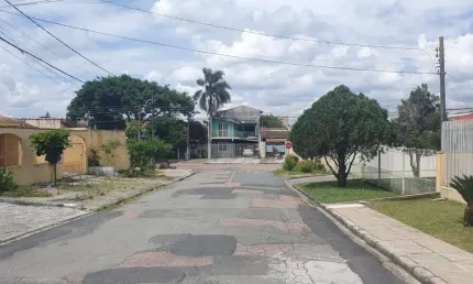 Terreno à venda na Rua Pedro Valentim dos Santos, 233, Novo Mundo, Curitiba por R$ 583.000