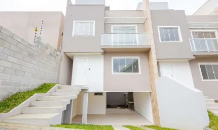 Casa em condomínio fechado com 3 quartos à venda na Rua Marumby, 285, Campo Comprido, Curitiba por R$ 799.900