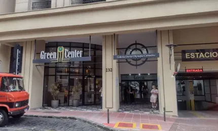 Sala comercial à venda na Rua São Francisco, 232, Centro, Curitiba por R$ 199.500
