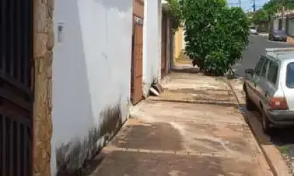 Casa para Venda em Ribeirão Preto, Antônio Marincek, 3 dormitórios, 1 suíte, 2 banheiros, 1 vaga