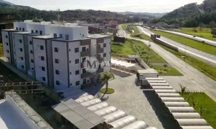 À 2km da faculdade avantis, Várzea do Ranchinho, Camboriú - SC