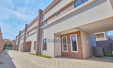 Sobrado com 3 dormitórios à venda, 120 m² por R$ 690.000 - Santa Felicidade - Curitiba/PR