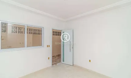 Sobrado à Venda em Solemar - Charmoso e Confortável por R$ 302.000!