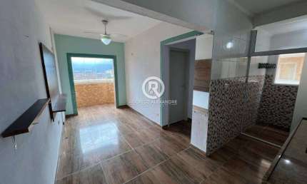 Apartamento à Venda em Praia Grande - 1 Dormitório, Piscina e Varanda, Ideal para Você!