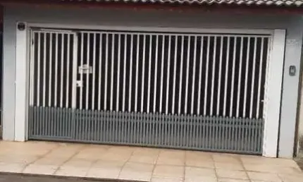 Casa para Venda em Bragança Paulista, Residencial Vila Toscana, 2 dormitórios, 2 suítes, 3 banheiros, 2 vagas
