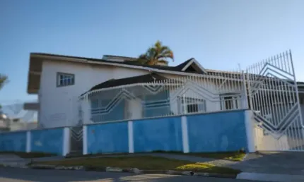 Casa para Venda em Bragança Paulista, Jardim America, 3 dormitórios, 1 suíte, 2 banheiros, 8 vagas