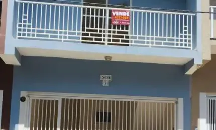 Casa para Venda em Bragança Paulista, Vila Aparecida, 2 dormitórios, 1 suíte, 1 banheiro, 2 vagas