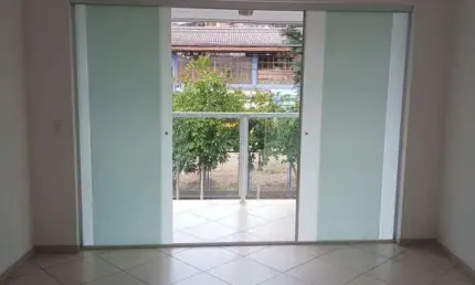 Casa à venda em bragança paulista, vila municipal, com 2 quartos, com 117.69 m²