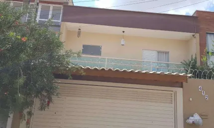 Casa à venda em Atibaia, Jardim Cerejeiras, com 4 quartos, com 218 m²