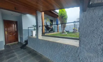 Casa à venda em Bragança Paulista, Jardim Europa, com 3 quartos