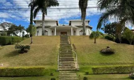 Casa à venda em Bragança Paulista, Condomínio Jardim das Palmeiras, com 4 quartos, com 330 m²