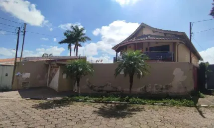 Casa à venda em Bragança Paulista, Altos de Bragança, com 4 quartos, com 417.59 m²