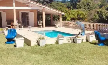 Chácara à venda em Bragança Paulista, Campo Novo, com 2 quartos, com 21000 m²