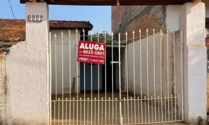 Casa para alugar em Bragança Paulista, Curitibanos, com 2 quartos