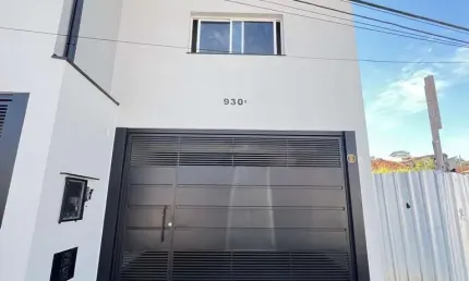 Casa para alugar em Bragança Paulista, Vila Aparecida, com 3 quartos