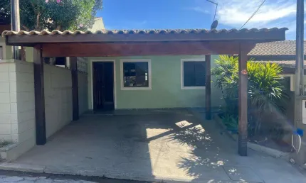 Casa à venda em Bragança Paulista, Bairro do Uberaba, com 3 quartos, com 97 m²