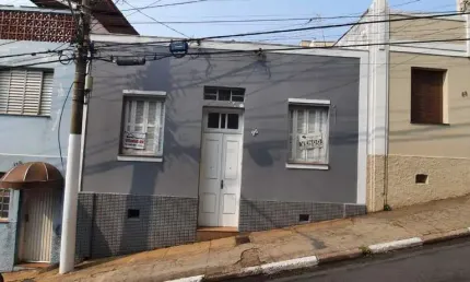 Casa para Venda em Bragança Paulista, Centro, 4 dormitórios, 1 suíte, 1 banheiro