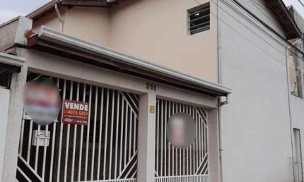 Casa para Venda em Bragança Paulista, Vila Batista, 2 dormitórios, 2 banheiros, 2 vagas