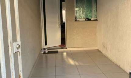 Casa para Venda em Bragança Paulista, Vila Toscana, 2 suítes, 2 banheiros, 2 vagas
